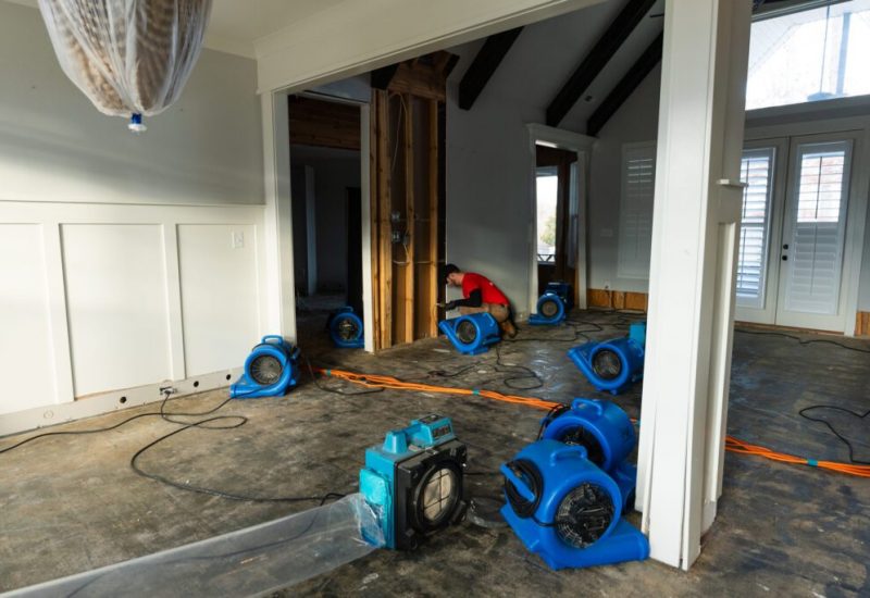 water-damage-restoration-in-miami-1024x684